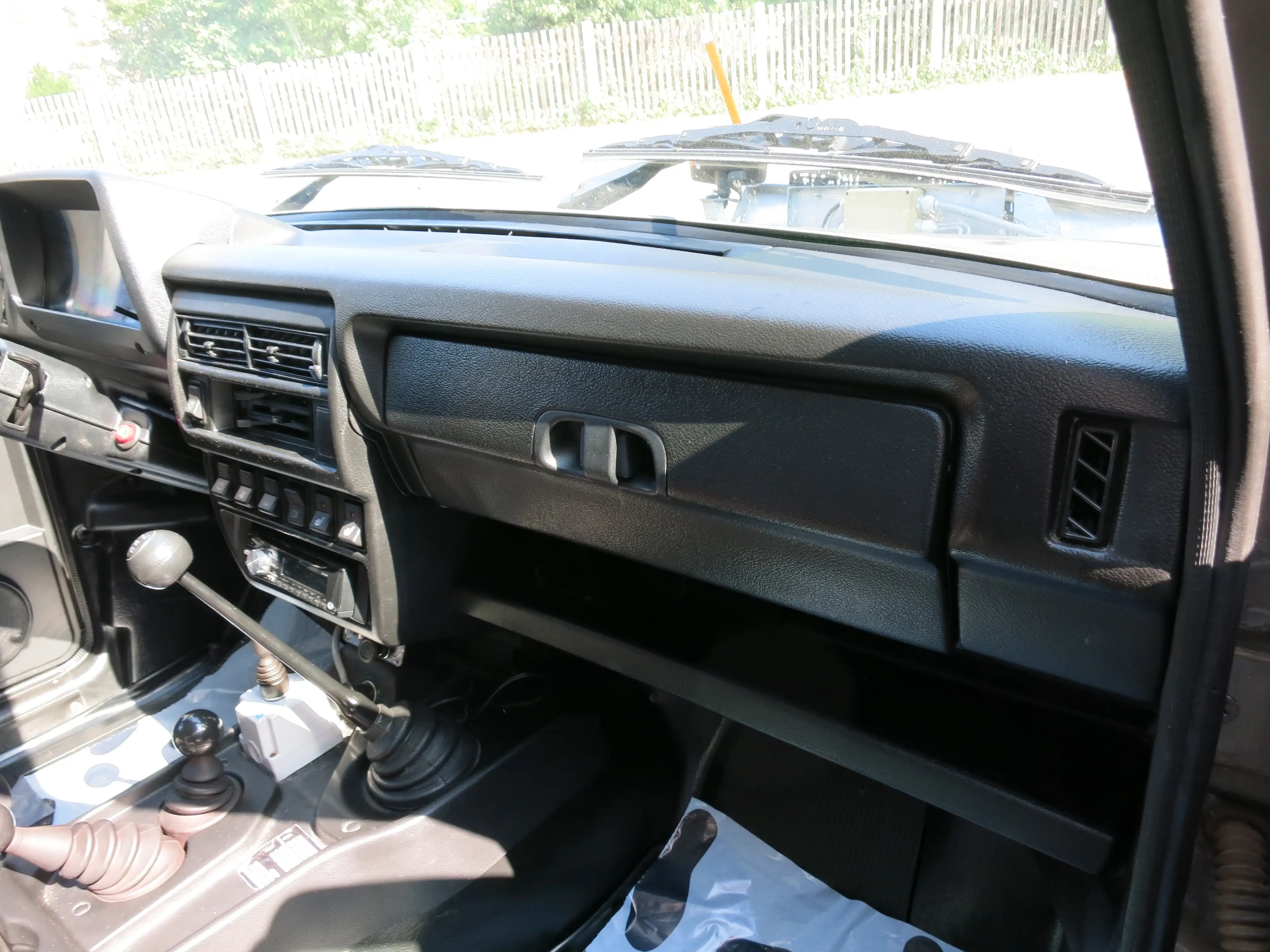 Lada Taiga Basis 4x4 1.HAND SCHIEBESCHILD — photo 13