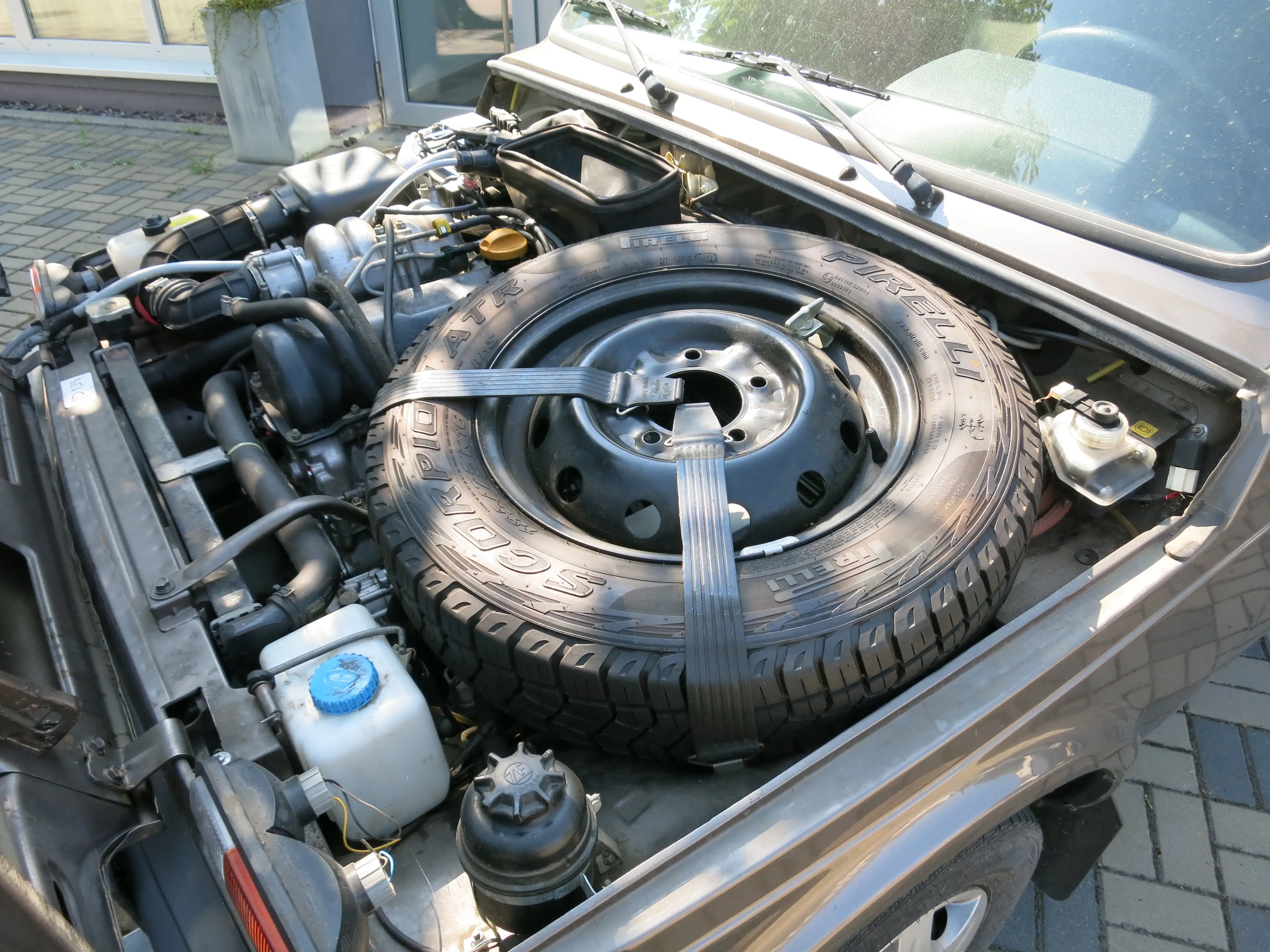 Lada Taiga Basis 4x4 1.HAND SCHIEBESCHILD — photo 14