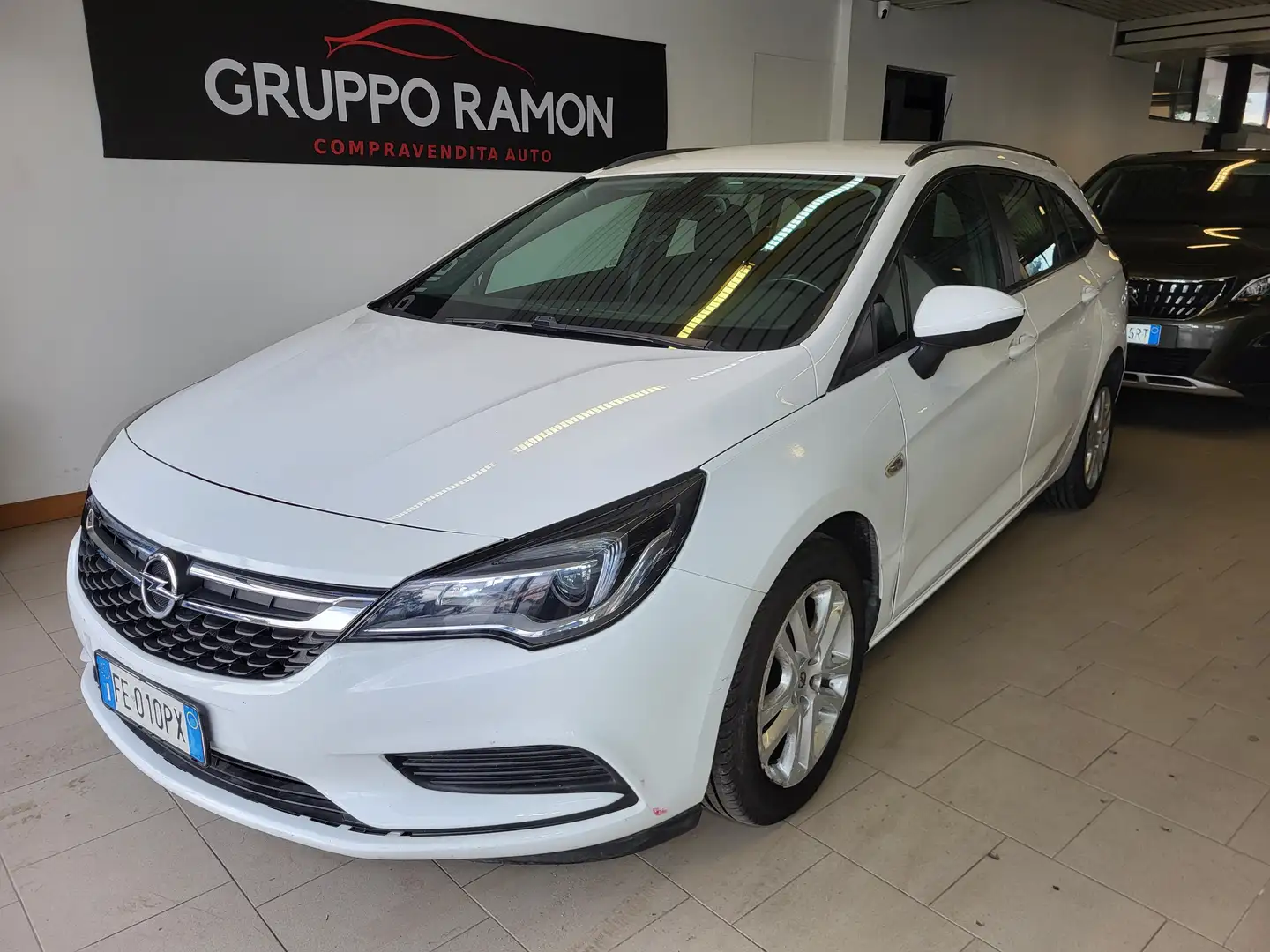 Opel Astra Sports Tourer 1.6 cdti S&S Blanc - 1