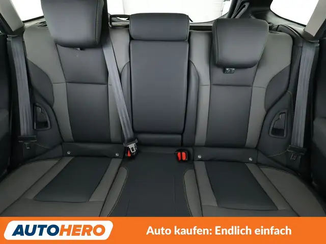 Subaru Outback view 15
