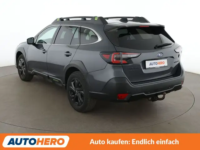 Subaru Outback view 4