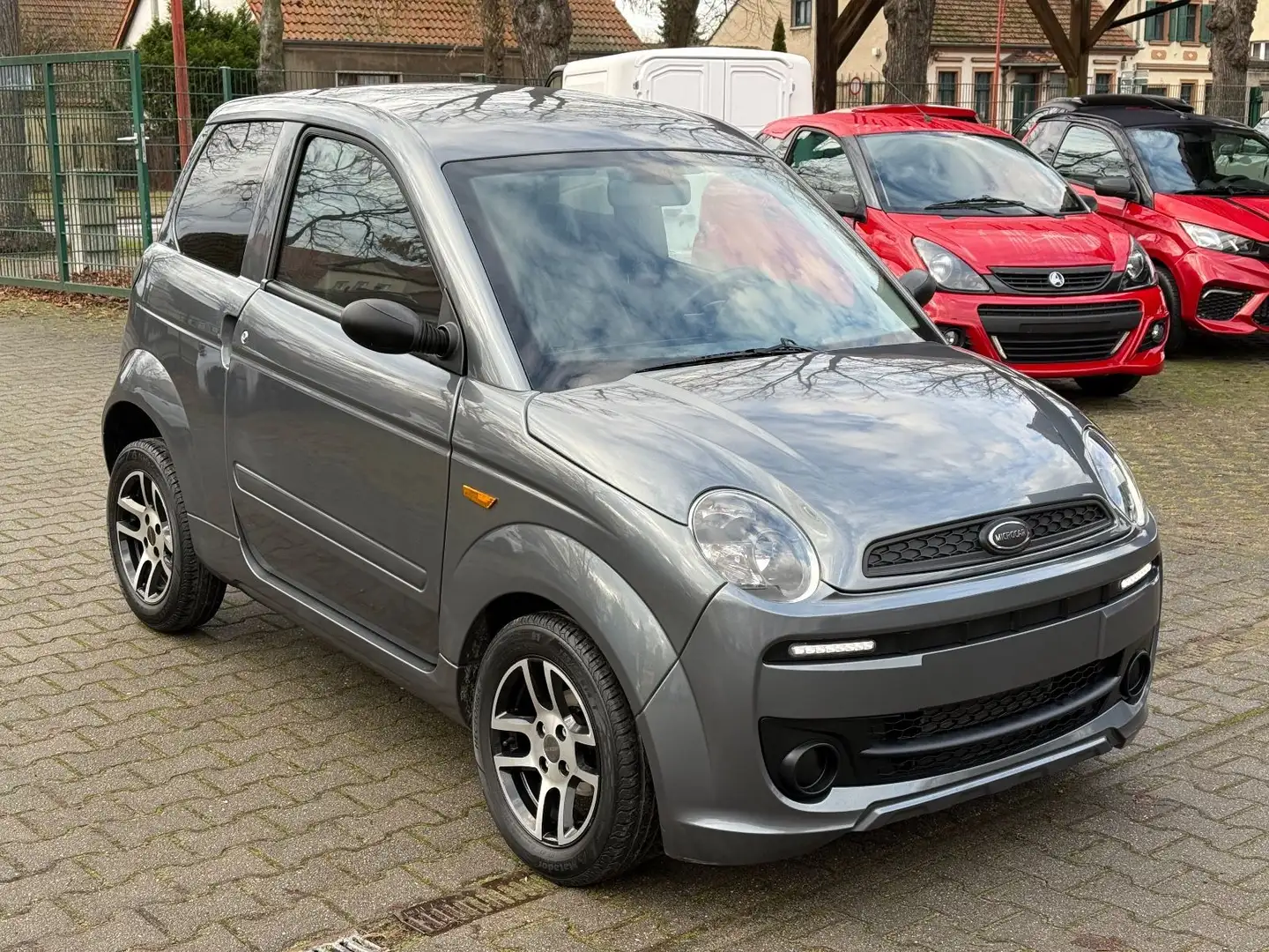Microcar M.Go Mopedauto  45 km/h L6e Grau - 1