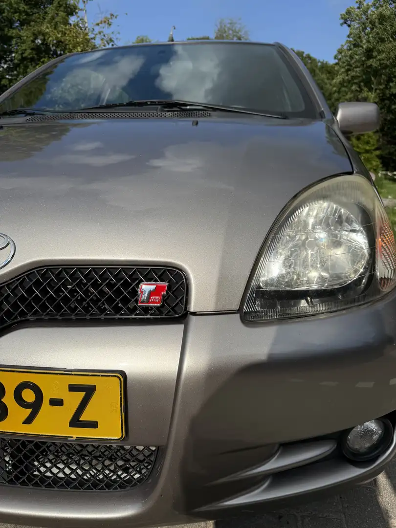 Toyota Yaris 1.5-16V VVT-i TSport Gri - 2