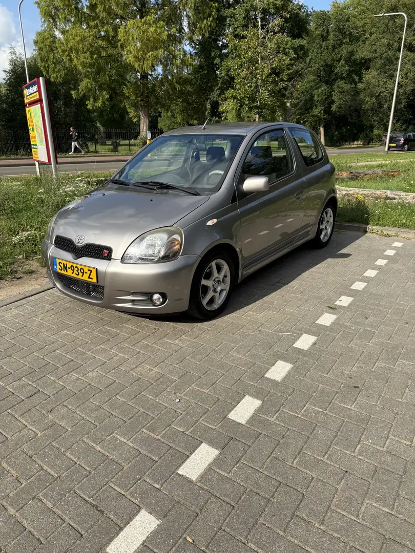 Toyota Yaris 1.5-16V VVT-i TSport Gri - 1