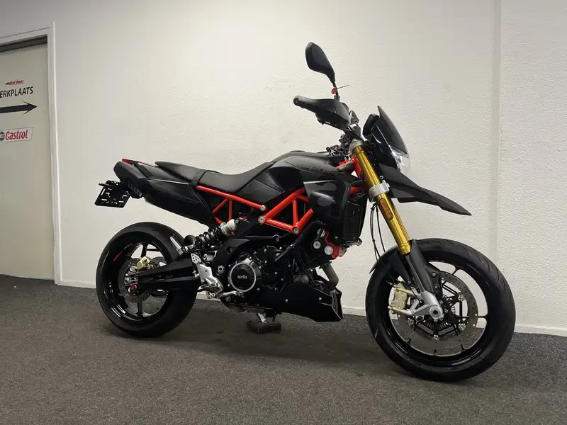 Aprilia Dorsoduro - foto 4