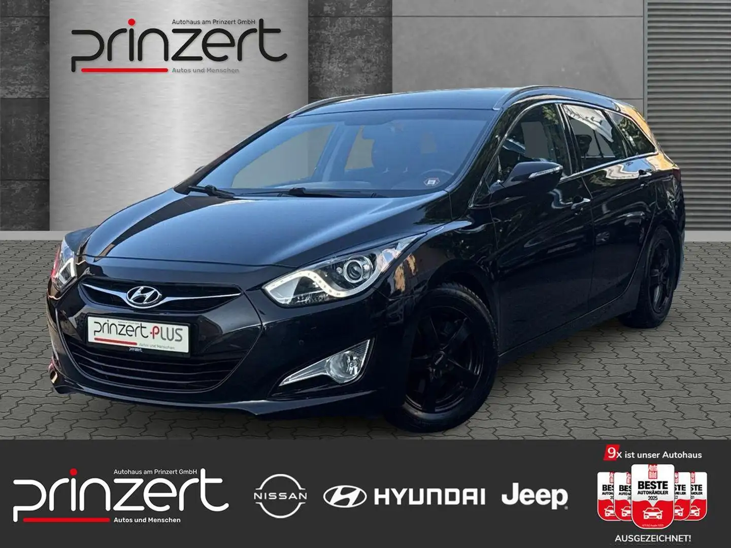 Hyundai i40 1.6 GDI "FIFA World Cup Edition" Klima*Bluetooth Černá - 1