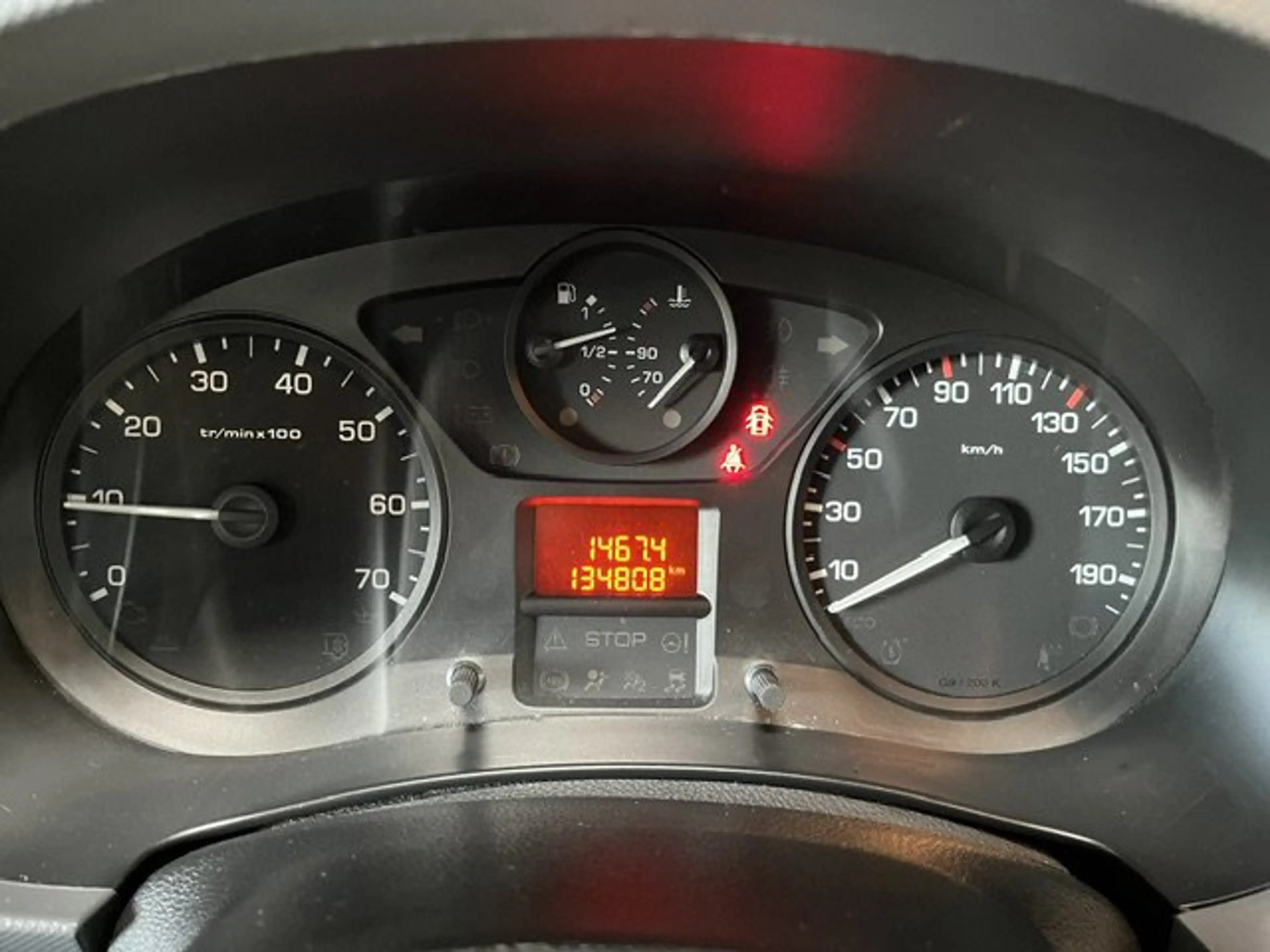 Peugeot Partner 120 L1H1 PRO — photo 9