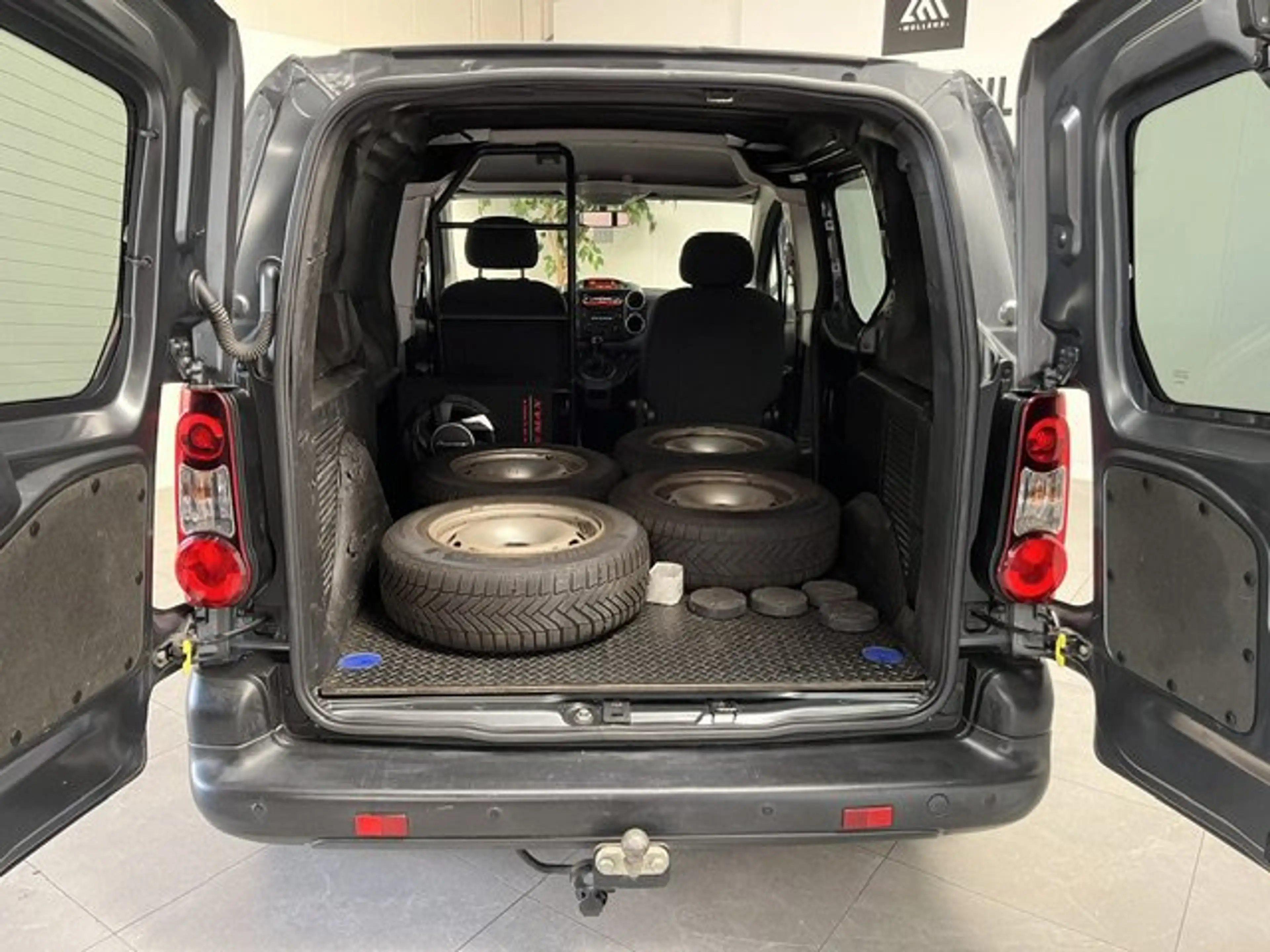 Peugeot Partner 120 L1H1 PRO — photo 6