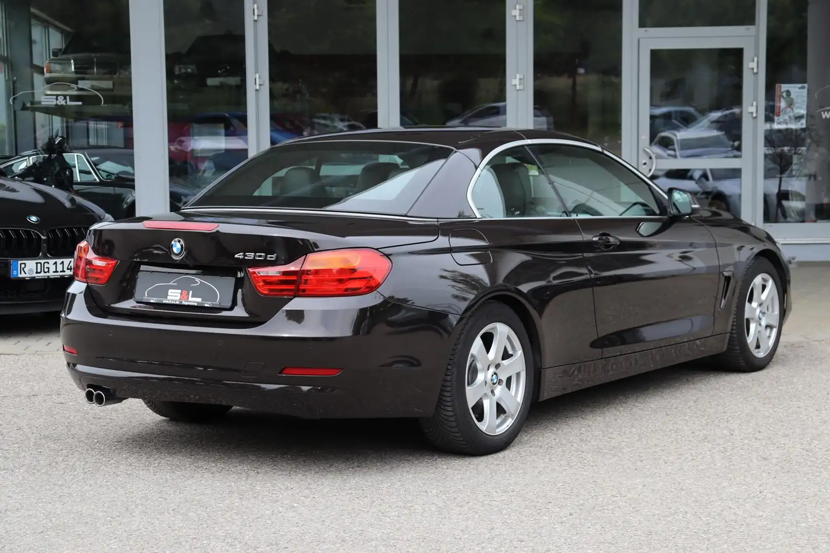 BMW 430 d Cabriolet Comfort/NaviCon/HUD/Kamera/Dakota Marrone - 2