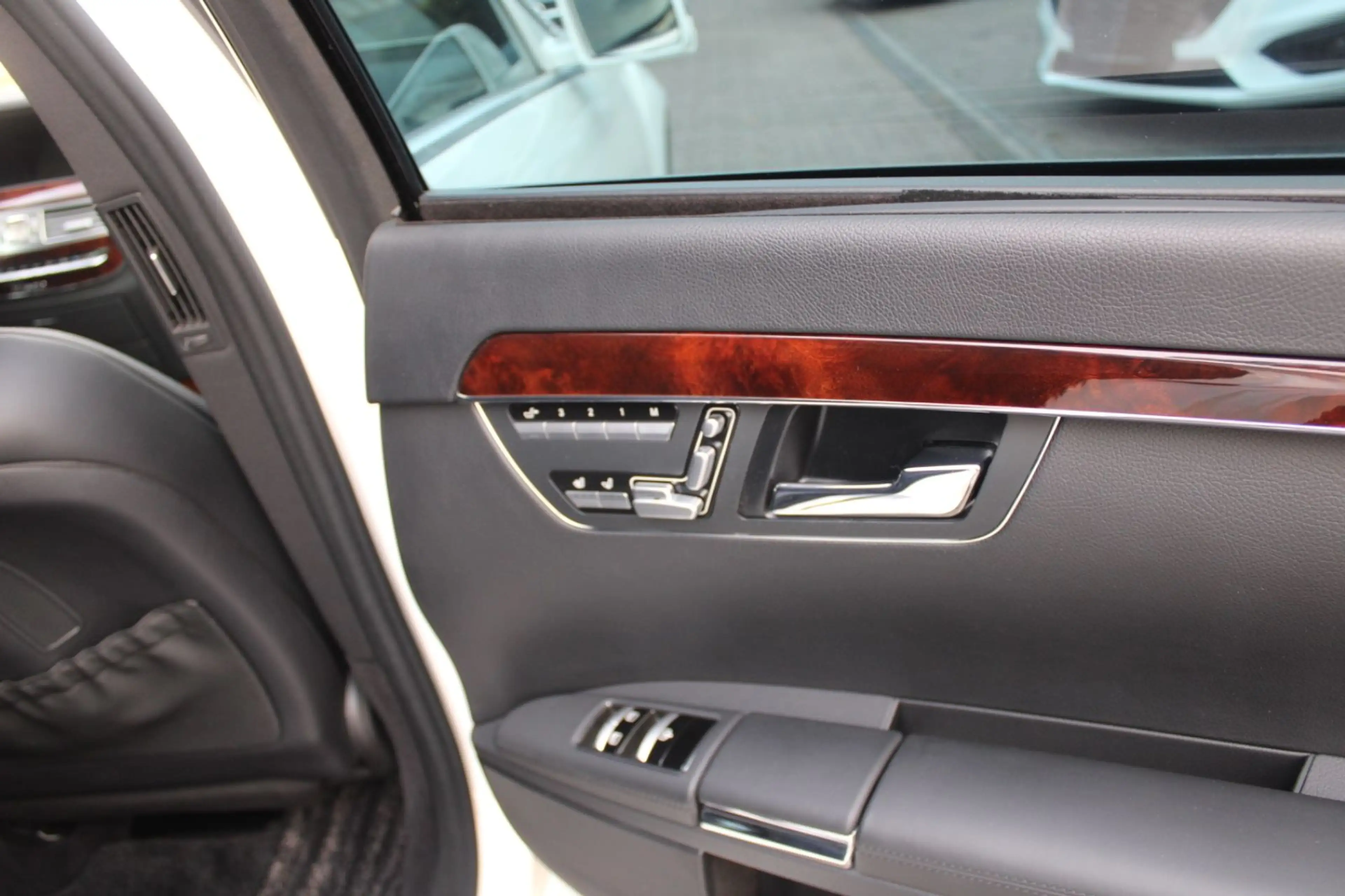 Mercedes-Benz S 400 Hybrid LANG*SOFTCLOSE*NIGHTVISION* — photo 12
