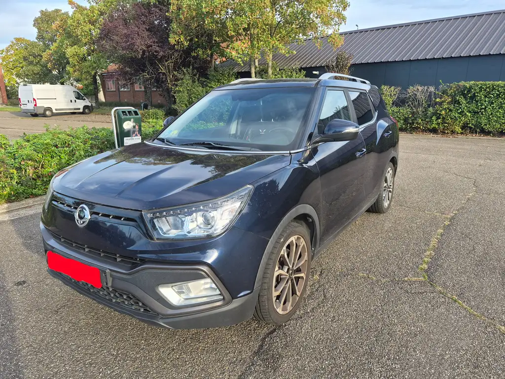 SsangYong XLV 2016 из Европы — купить под ключ