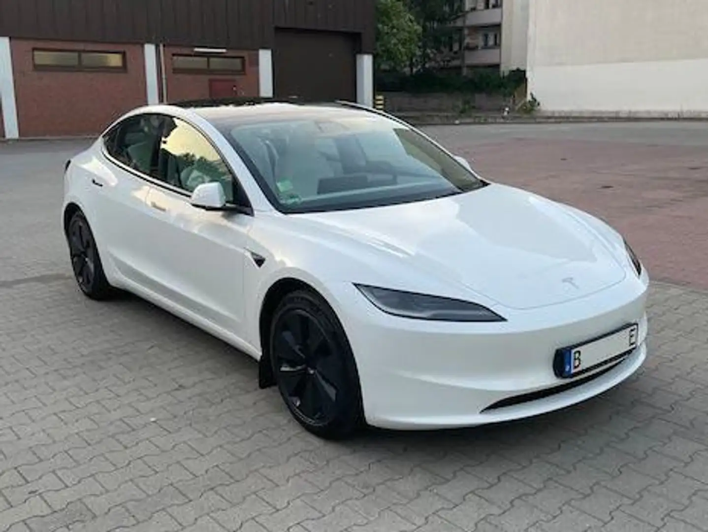 Tesla Model 3 Model 3 RWD Hinterradantrieb Weiß - 2