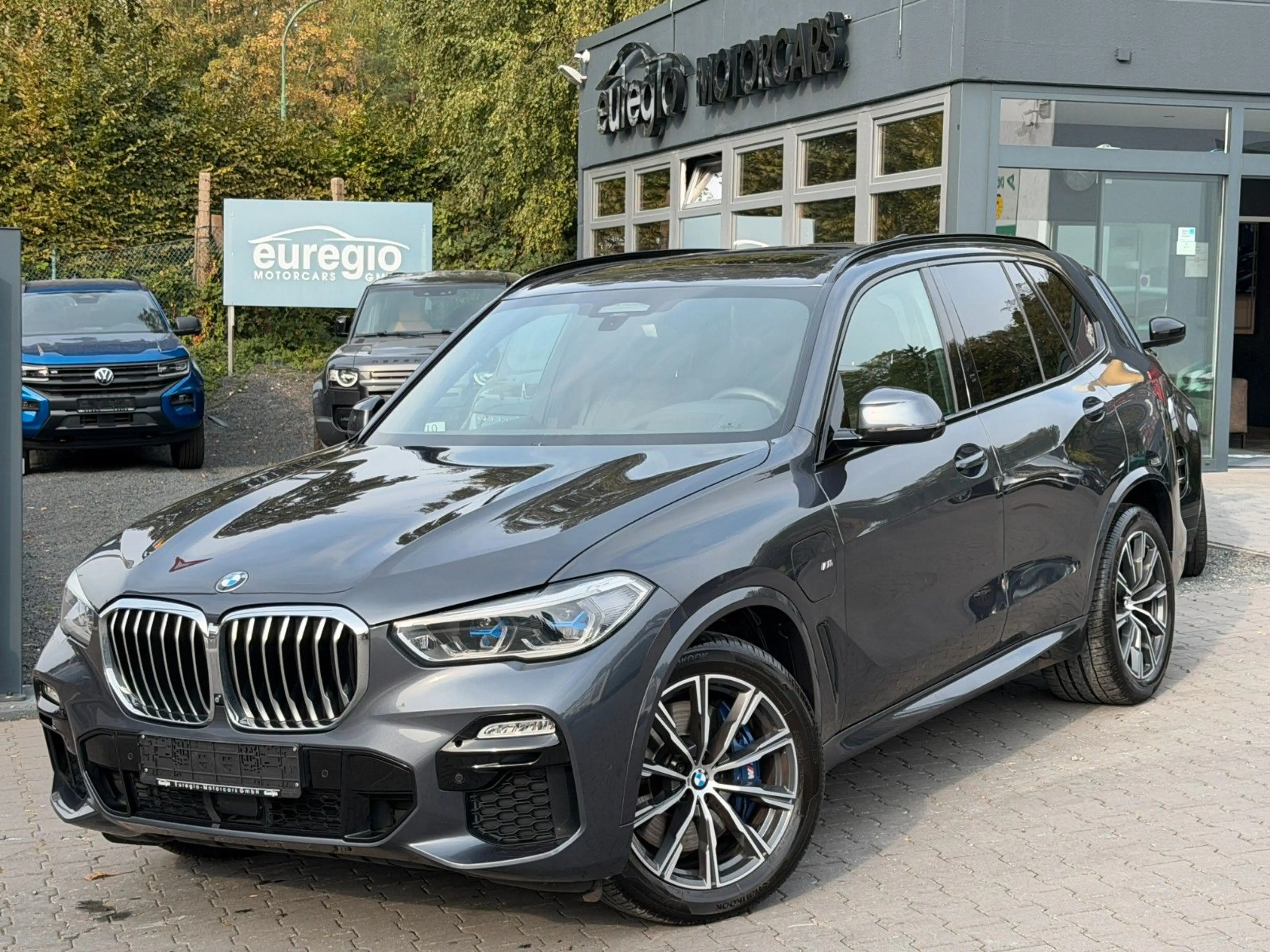 BMW X5 xDrive 45 e Laser - Panorama-M Sportpaket /// — photo 2