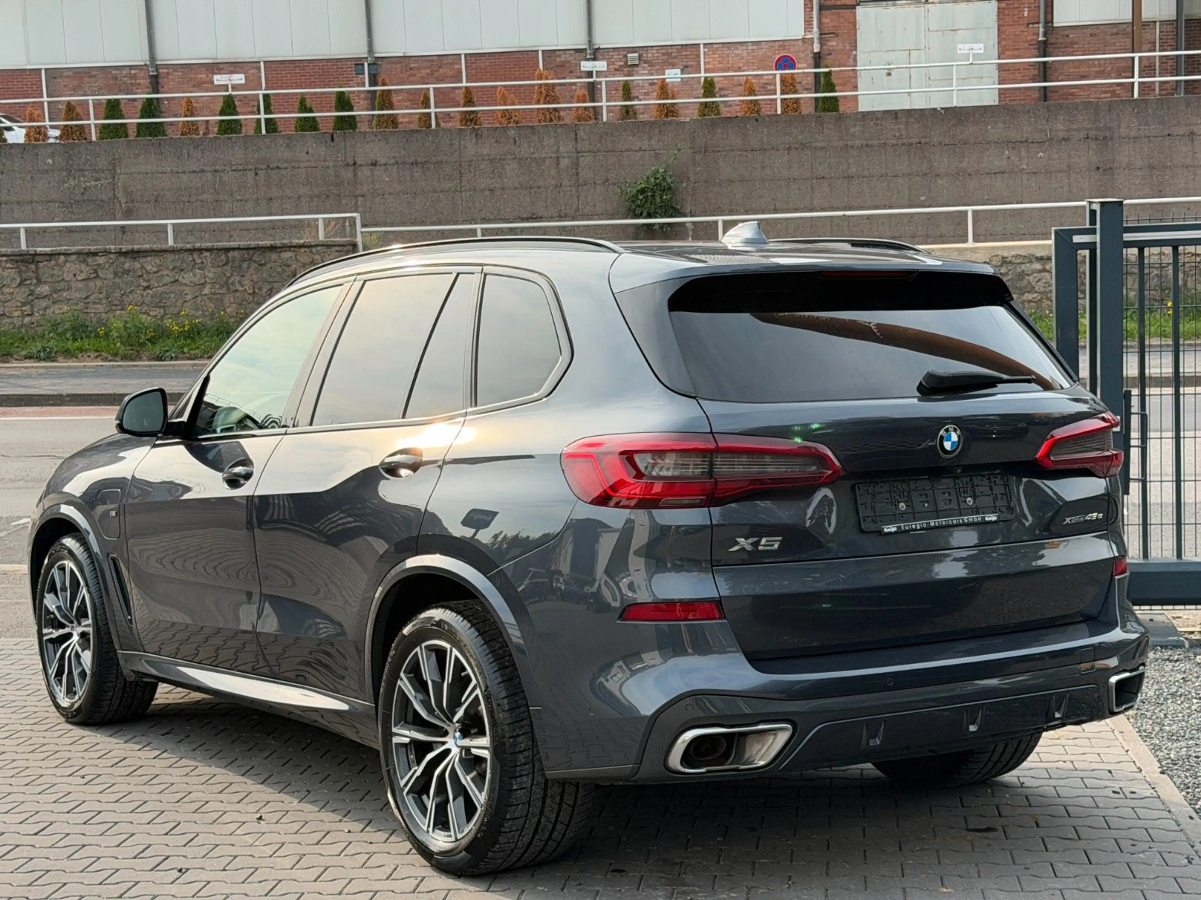 BMW X5 xDrive 45 e Laser - Panorama-M Sportpaket /// — photo 9