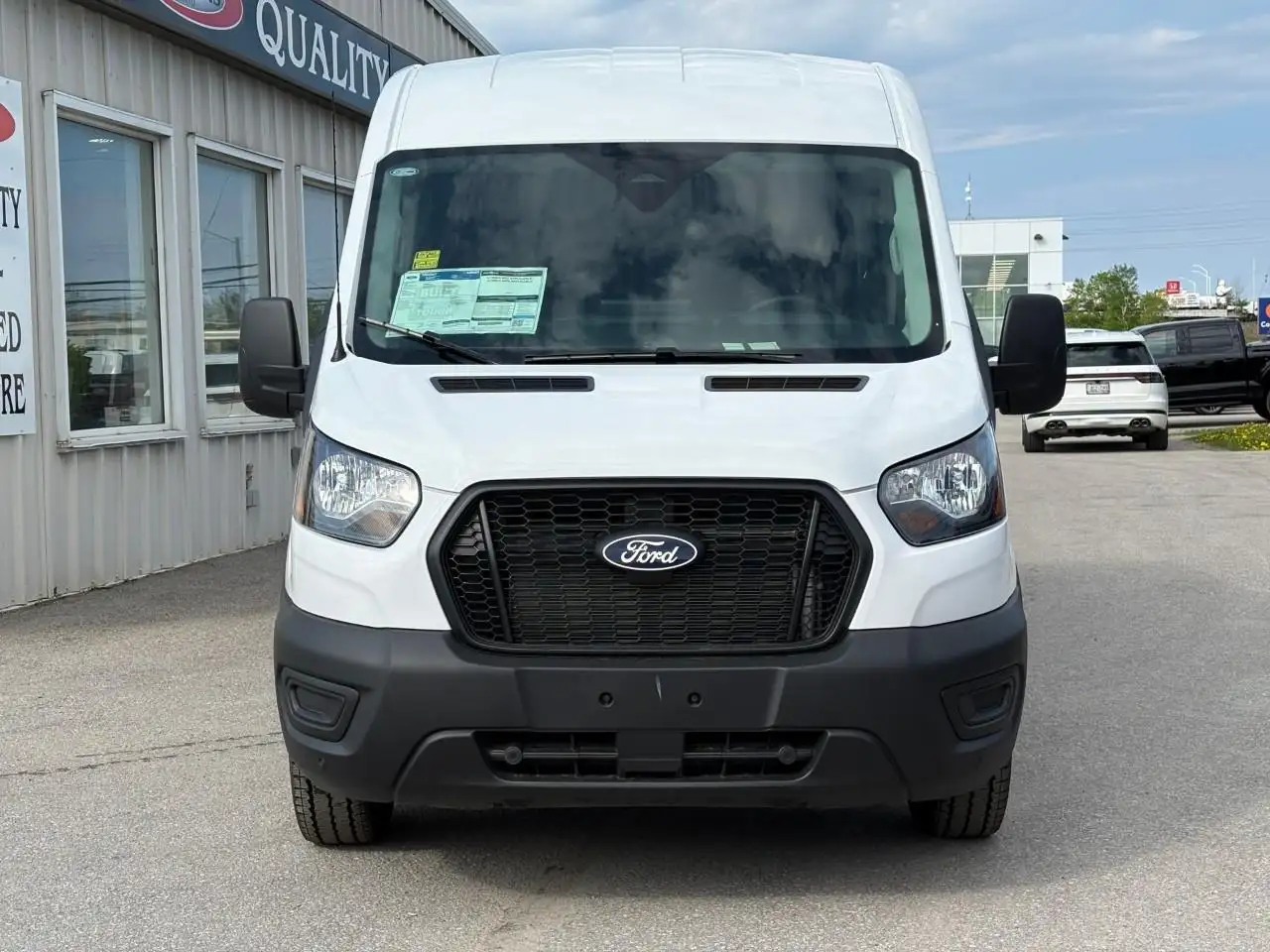 Ford Transit Cargo Van снимка Ford Transit Cargo Van