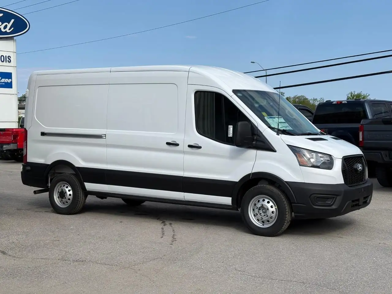 Ford Transit Cargo Van снимка Ford Transit Cargo Van