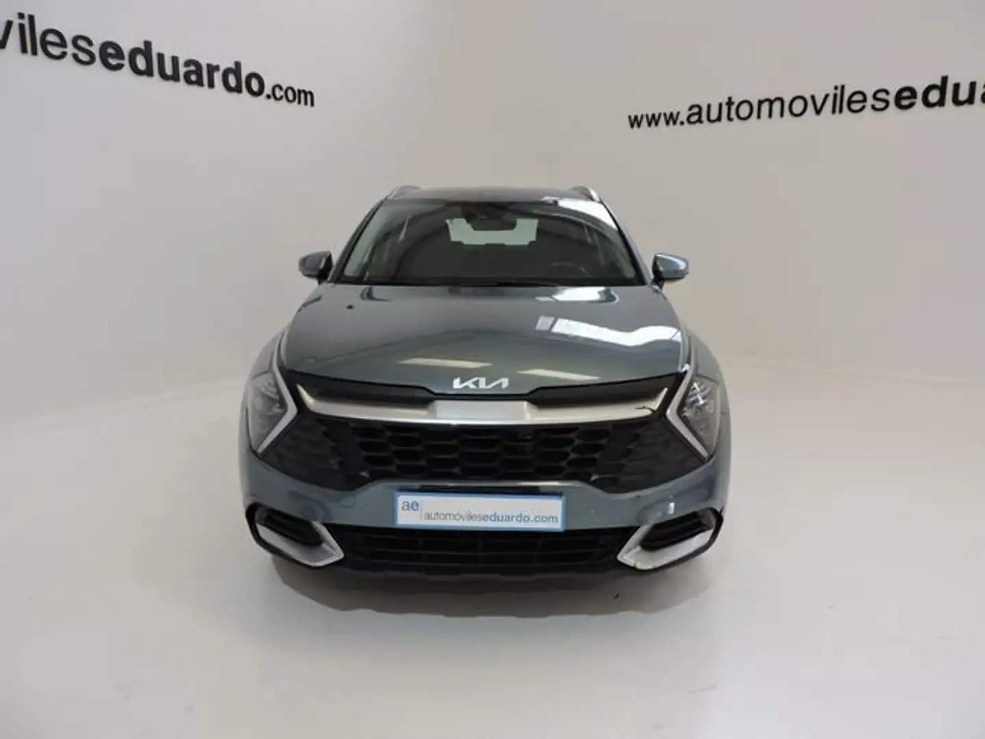 Kia Sportage 1.6 CRDi MHEV Tech DCT 136 Gris - 2