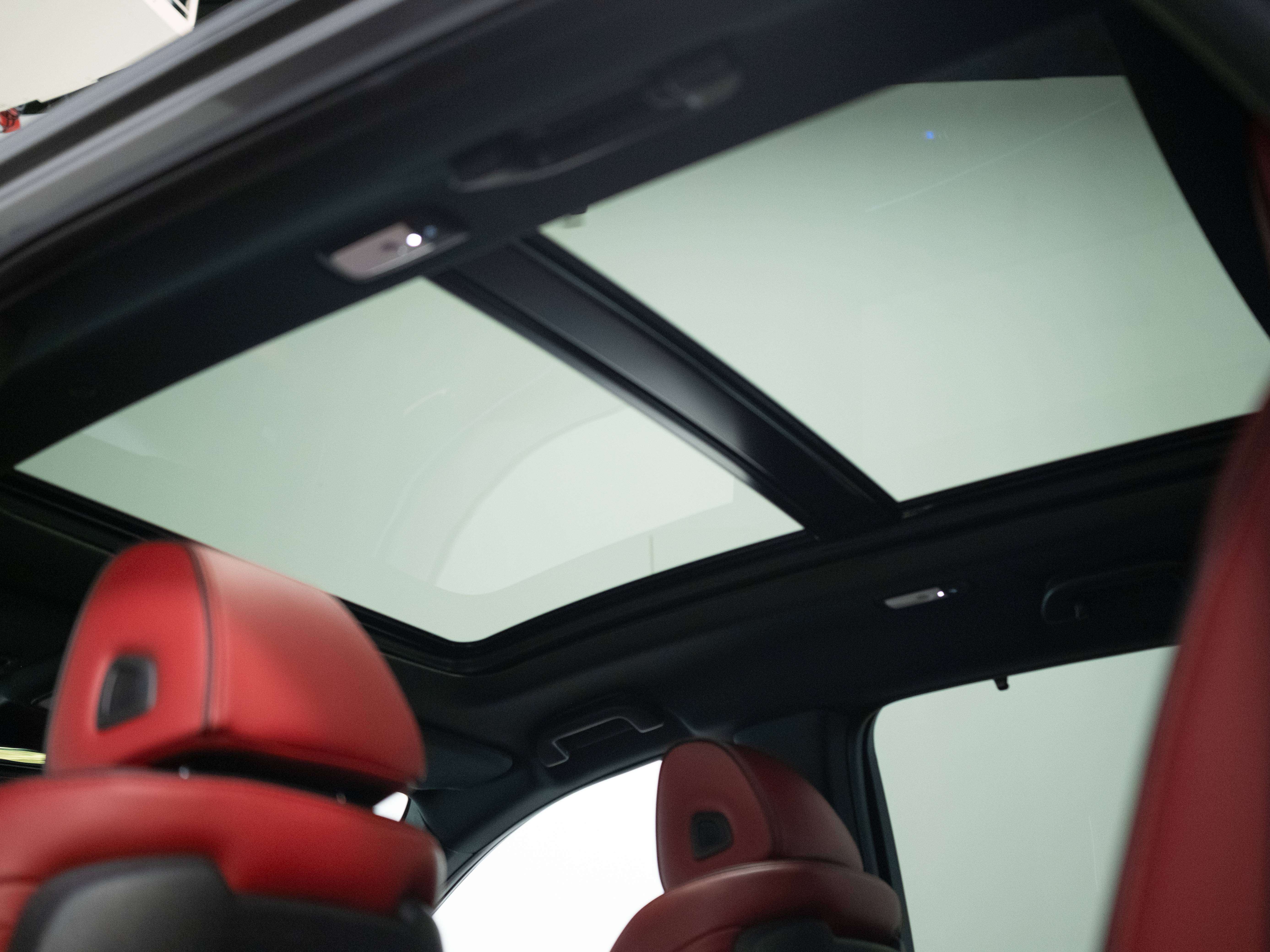 used 2022 Acura MDX car, priced at $48,900