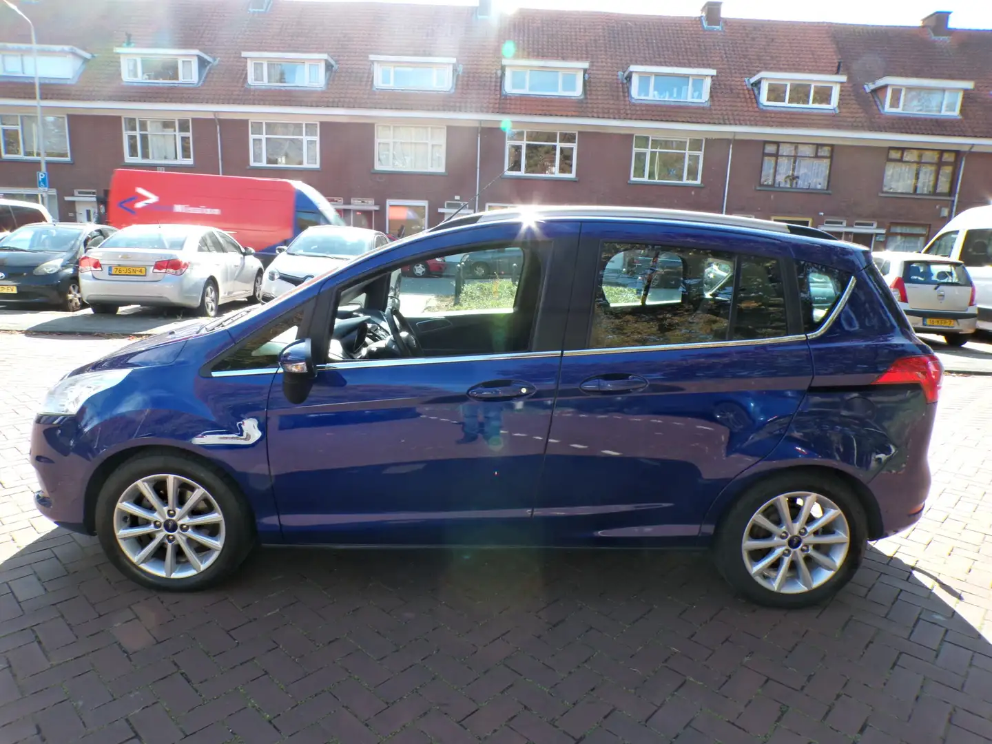 Ford B-Max 1.0 EcoBoost Titanium CAMERA NAVI TEL CRUISECONT T Blauw - 2