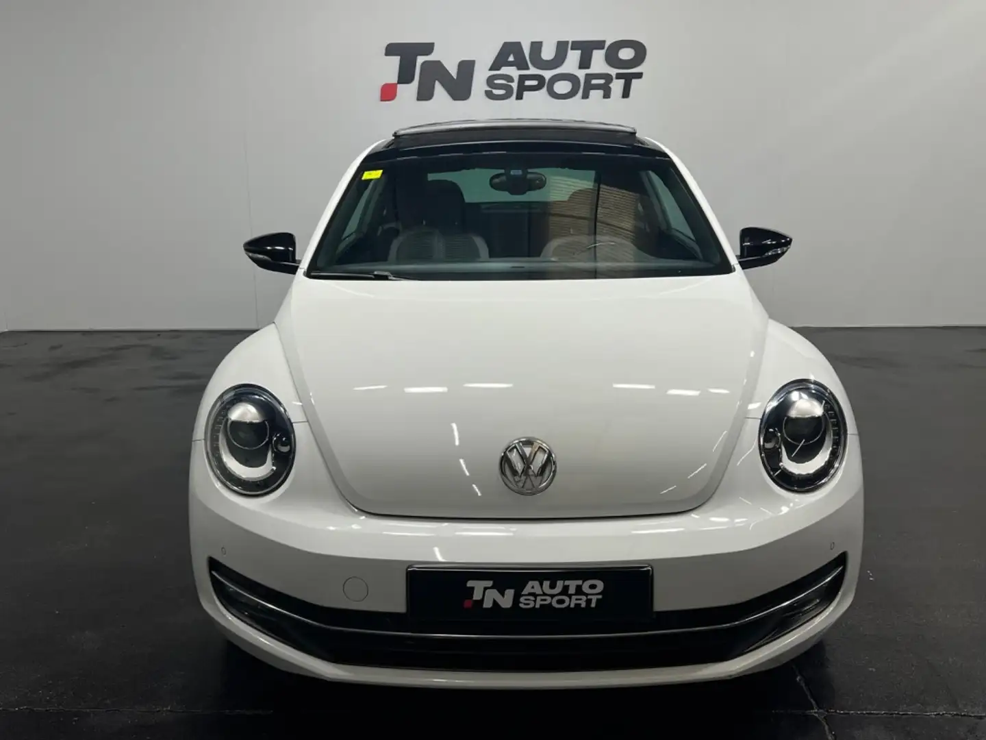 Volkswagen Beetle Pequeño Automático de 3 Puertas Blanco - 2