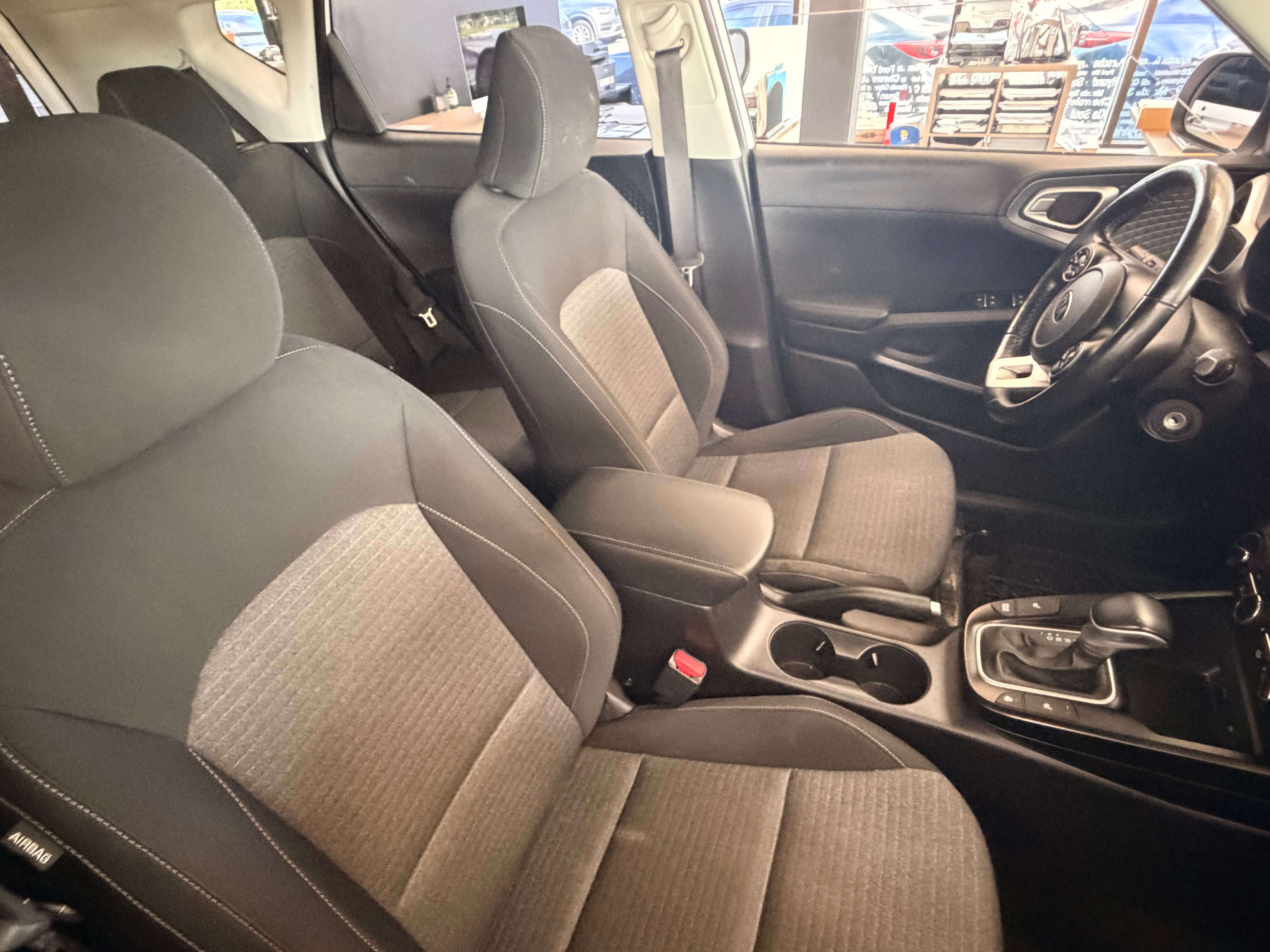 2020 Kia Soul EX - Image 10