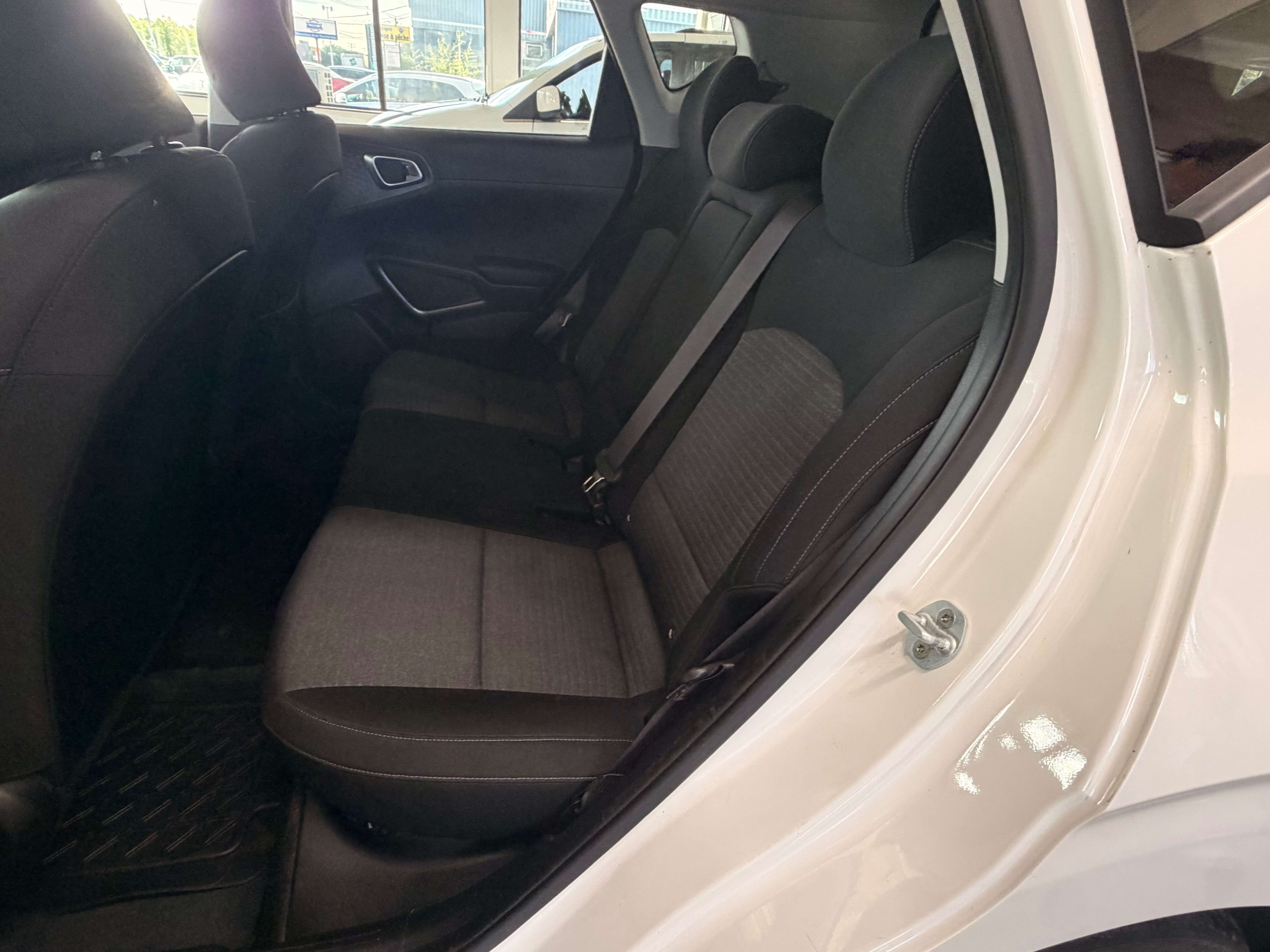 2020 Kia Soul EX - Image 11