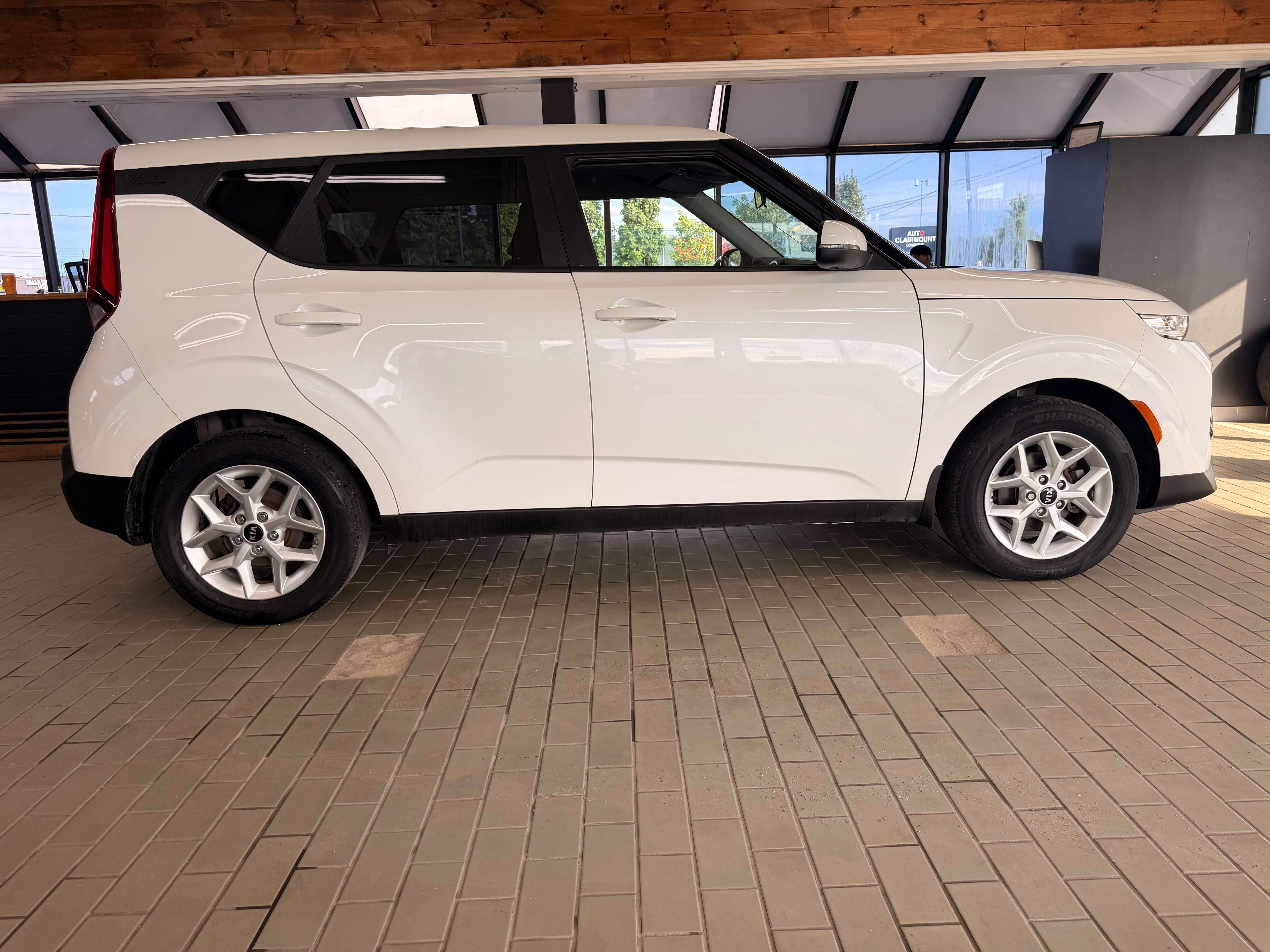 2020 Kia Soul EX - Image 5