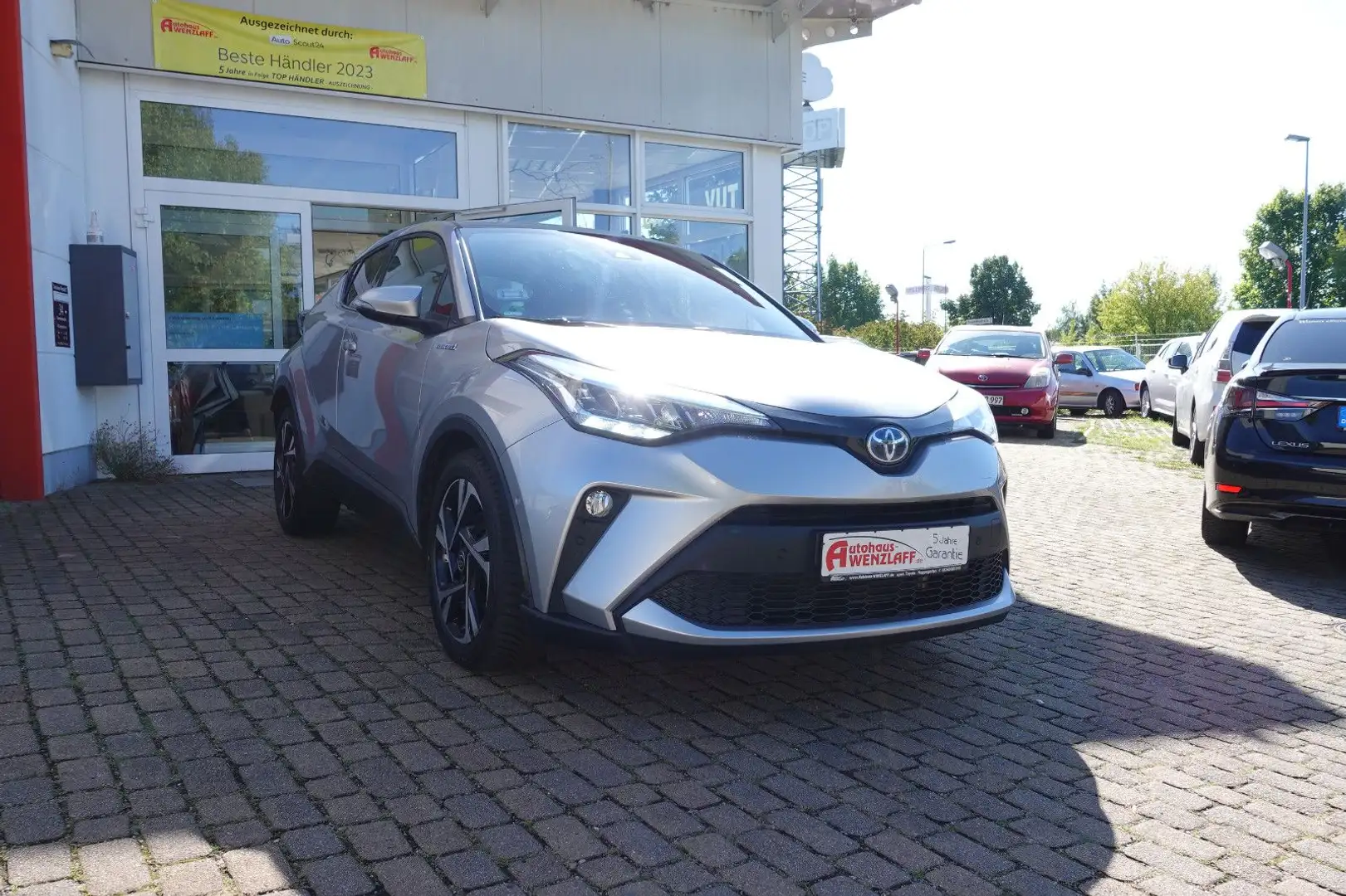 Toyota C-HR 2.0l Hybrid Team D Cloud Navi 5J Garantie Argent - 2