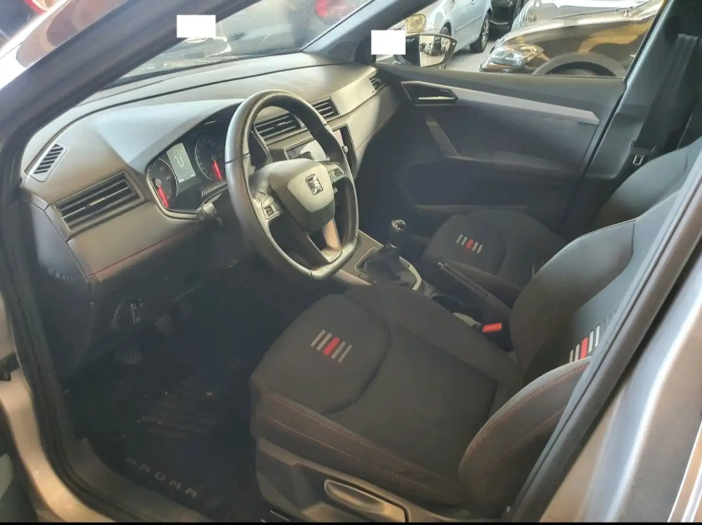 SEAT Arona Arona 1.0 tgi FR 90cv Argento - 1