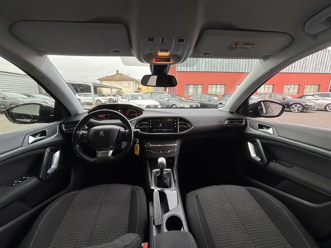 Peugeot 308 308 SW — photo 35