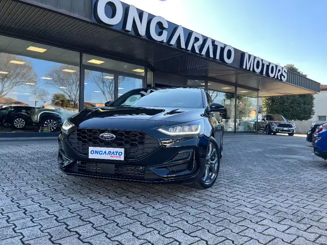 2025 Ford Focus in Black for sale