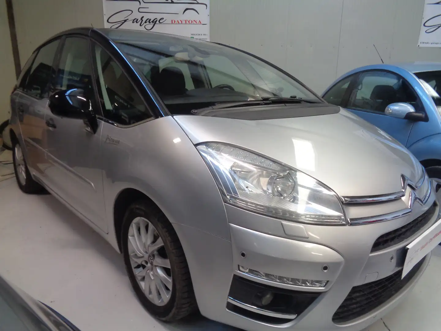 Citroen C4 Picasso C4 Picasso 1.6 hdi 16v Exclusive 110cv fap Argento - 1