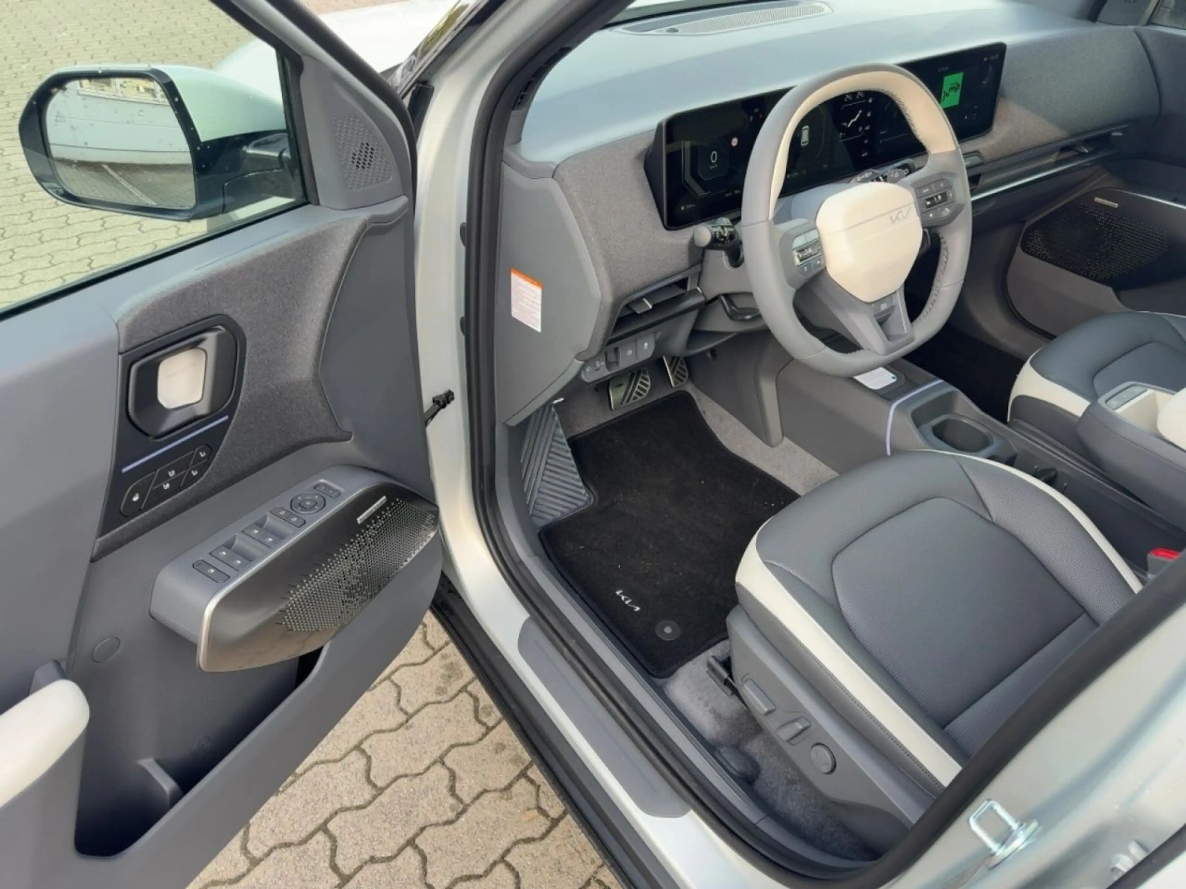 Kia EV2 61 kWh GT-Line FWD — photo 10