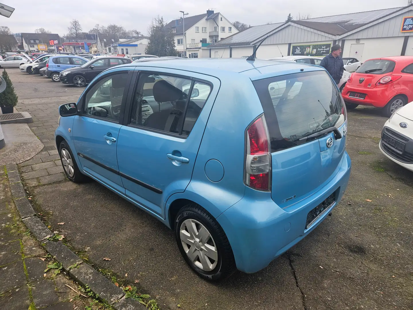 Daihatsu Sirion 1.0 Azul - 2