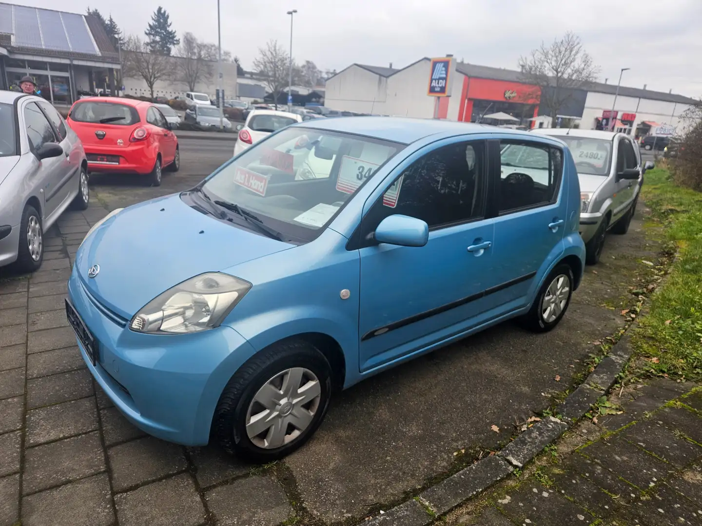 Daihatsu Sirion 1.0 Azul - 1