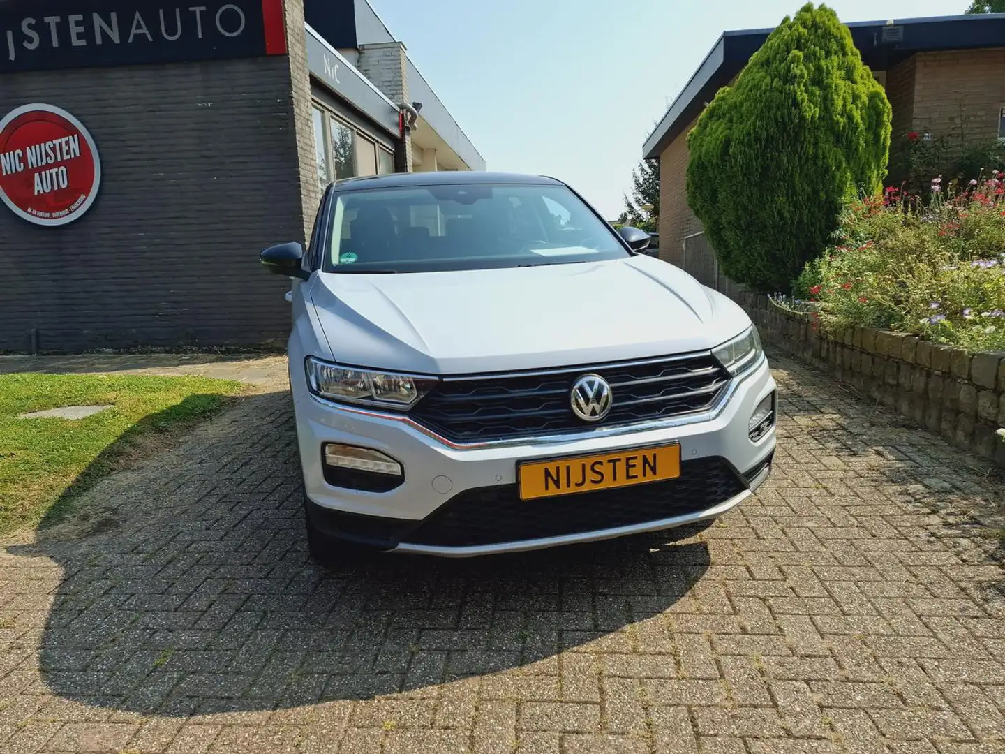 Volkswagen T-Roc 1.5 DSG Trekhaak Navi, Camera, Android auto Wit - 2