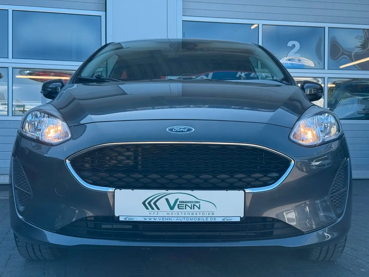 Ford Fiesta Trend *SHZ*FSH*Klimaanlage*SHA*Limiter Grau - 2