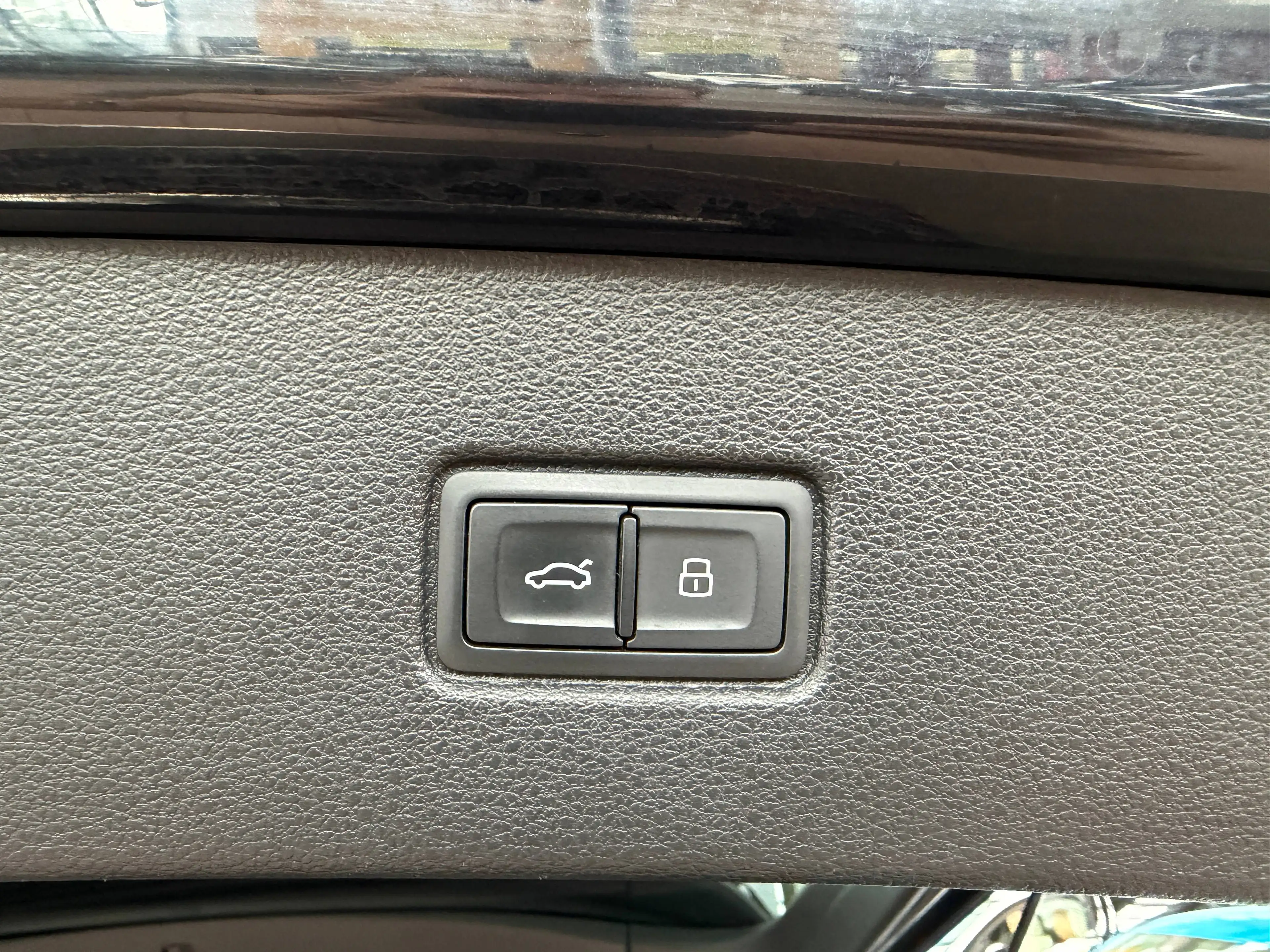 Audi SQ7 4.0 TDI B&O Pano Massage Nachtsicht Matrix HUD — photo 13