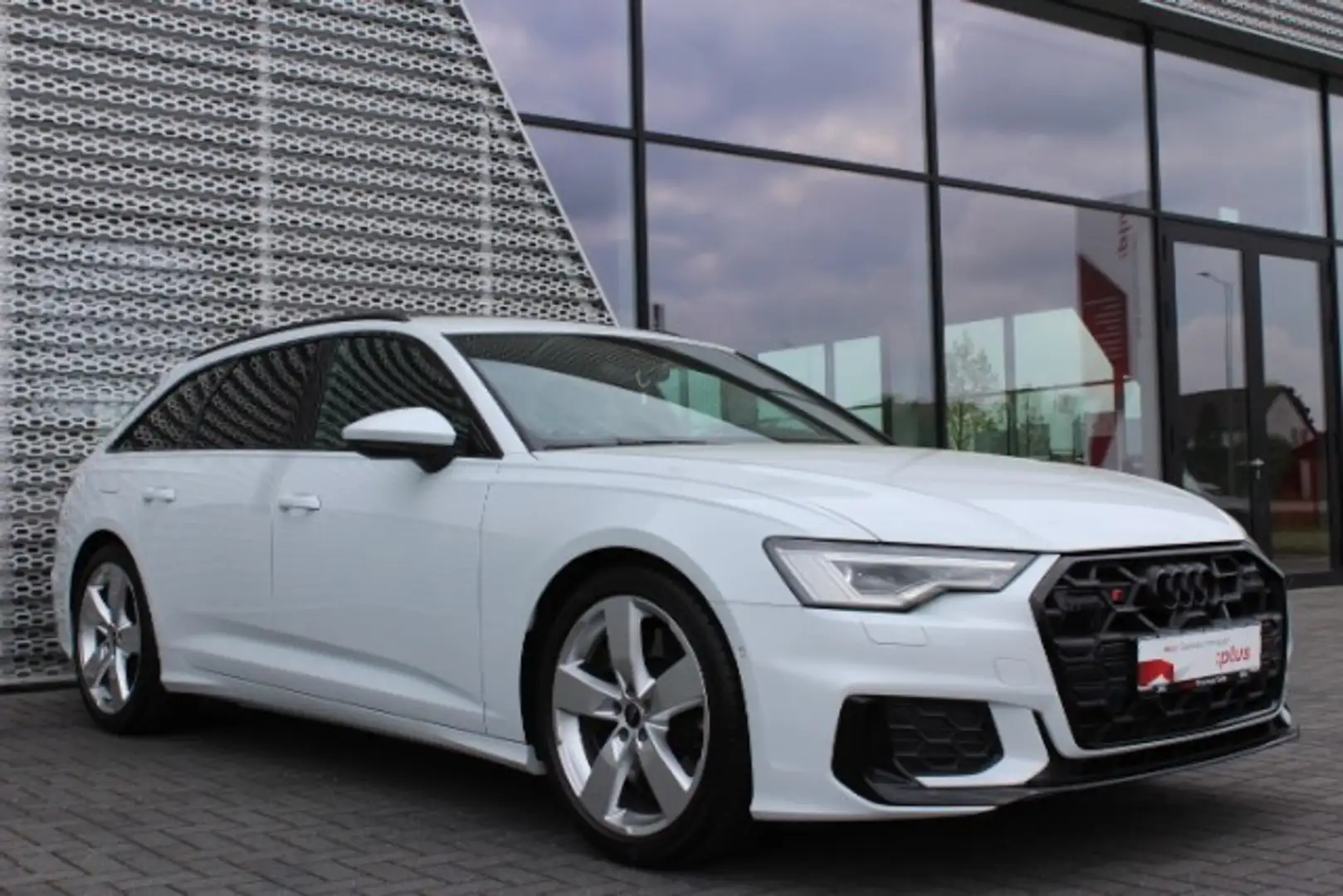 Audi S6 Avant 3.0 TDI quattro LED Navi StHZ B&O RKamera Weiß - 2