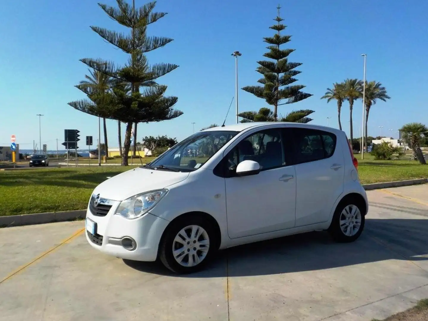 Opel Agila 1.2 16V 94CV Enjoy Bianco - 2