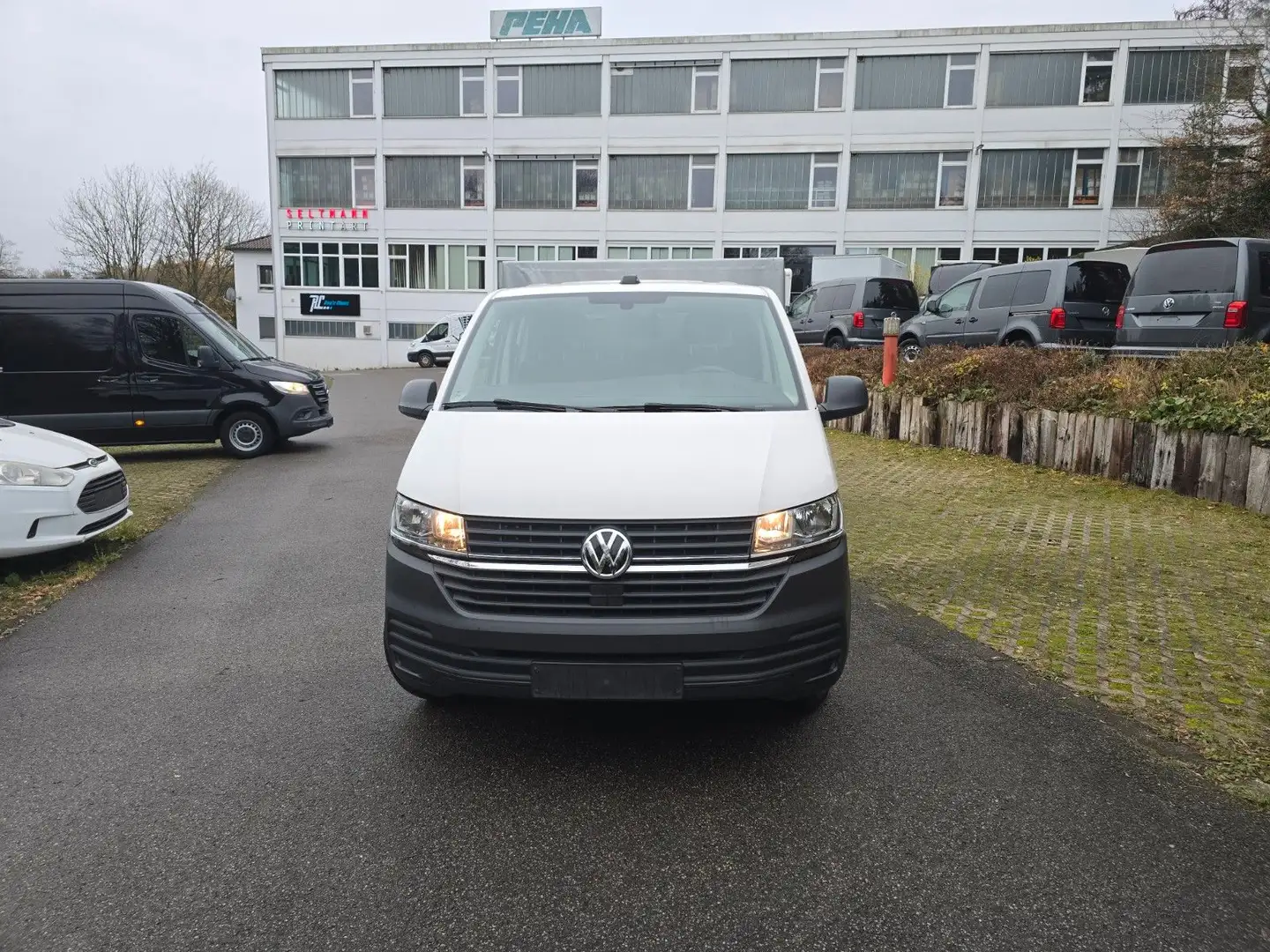 Volkswagen T6.1 Transporter Pritsche Doppelkabine lang FWD Weiß - 1