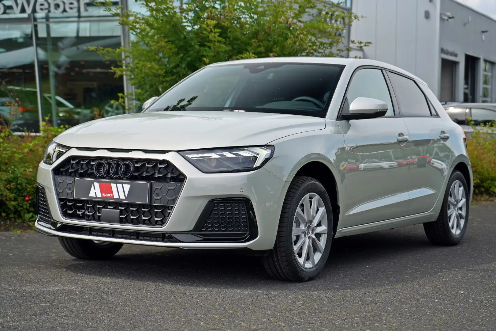 Audi A1 Sportback 30TFSI LED SHZ ALL-SEASON PDC+ Silber - 2