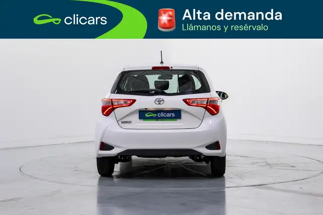 Toyota Yaris view 4