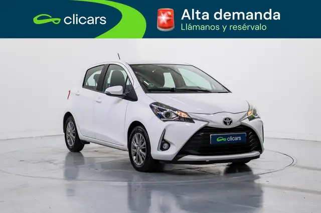 Toyota Yaris view 3