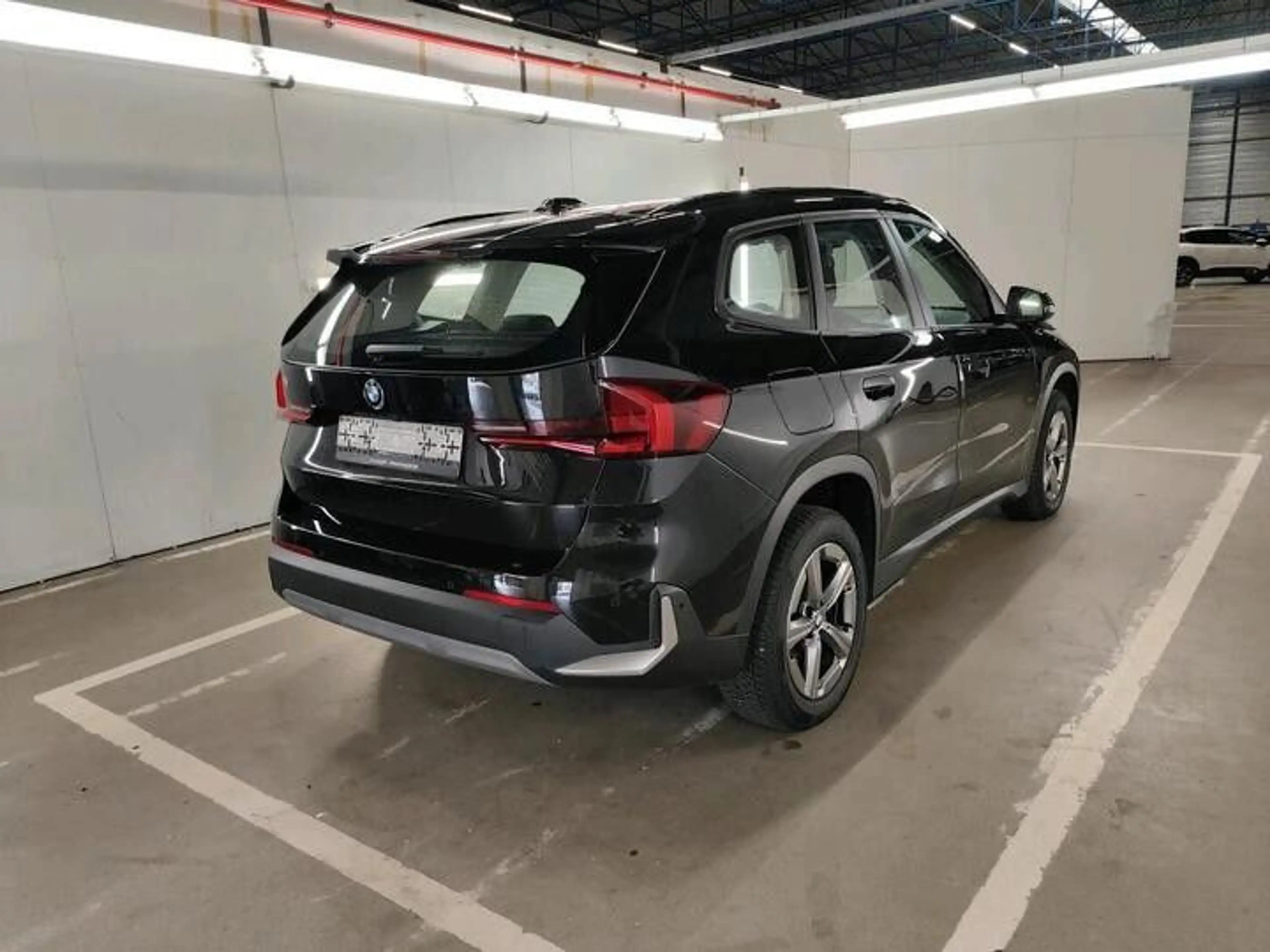 BMW X1 sDrive18d (100 kW) 100kW/136pk 5D/P Auto-7 — photo 6