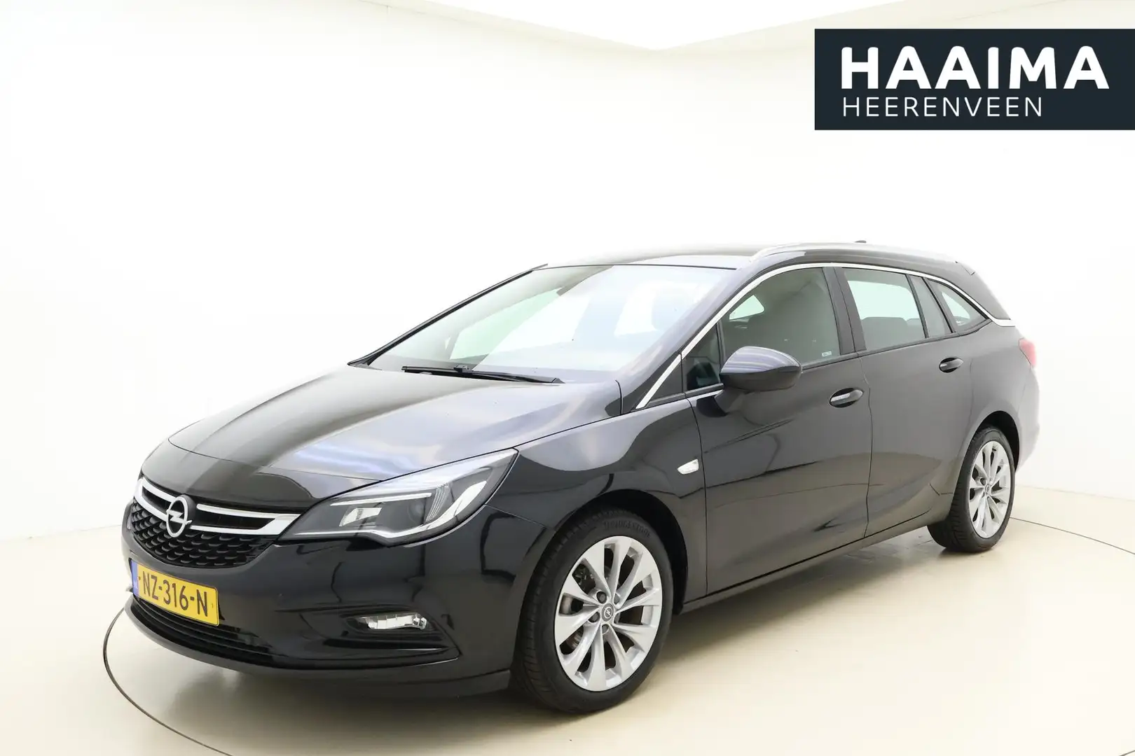 Opel Astra Sports Tourer 1.0 Edition | Climate control | Navi Zwart - 1