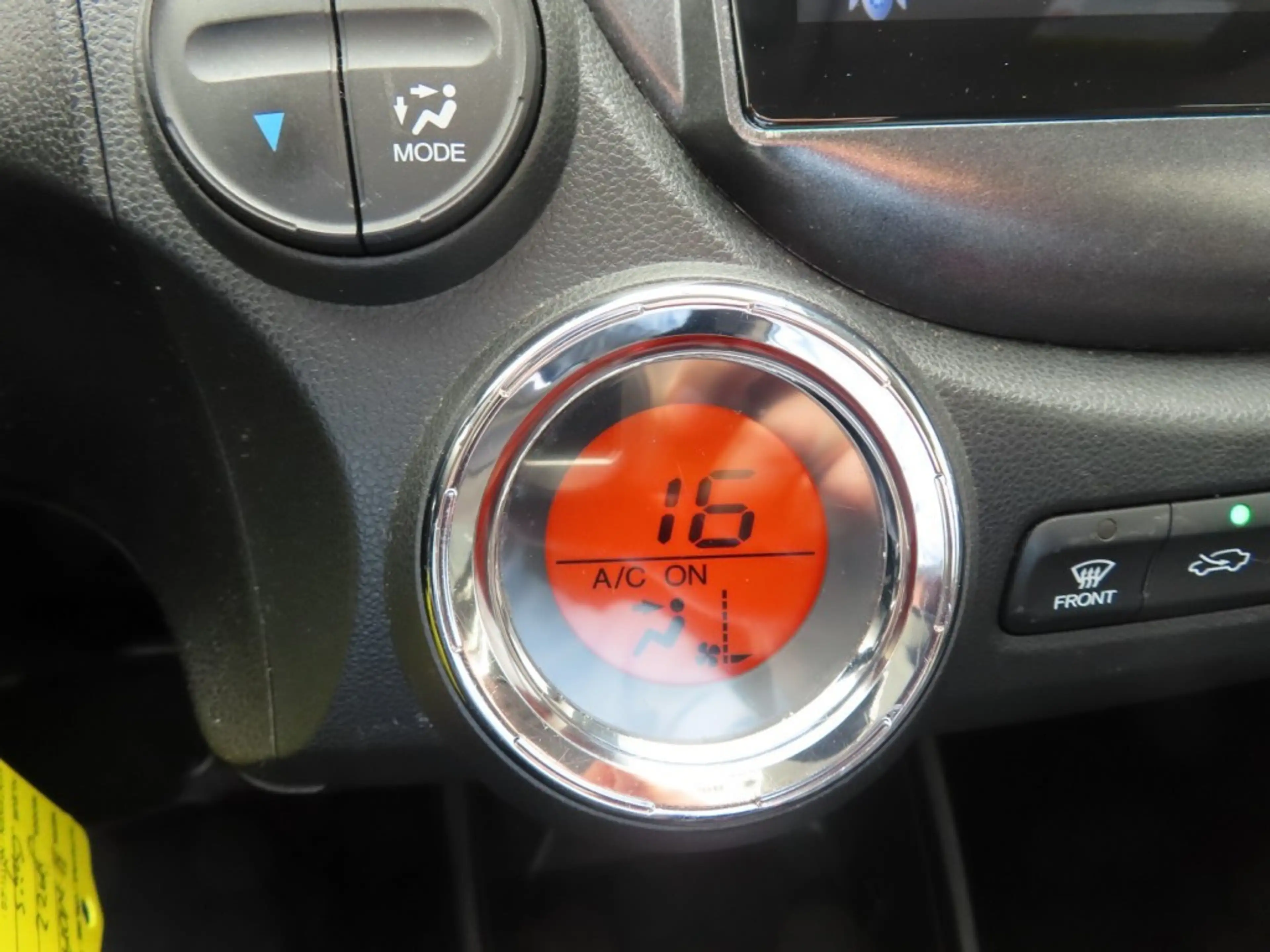 Honda Jazz 1.4 Comfort Plus Ecc Cruise Pdc Trekhaak 2013 — photo 25