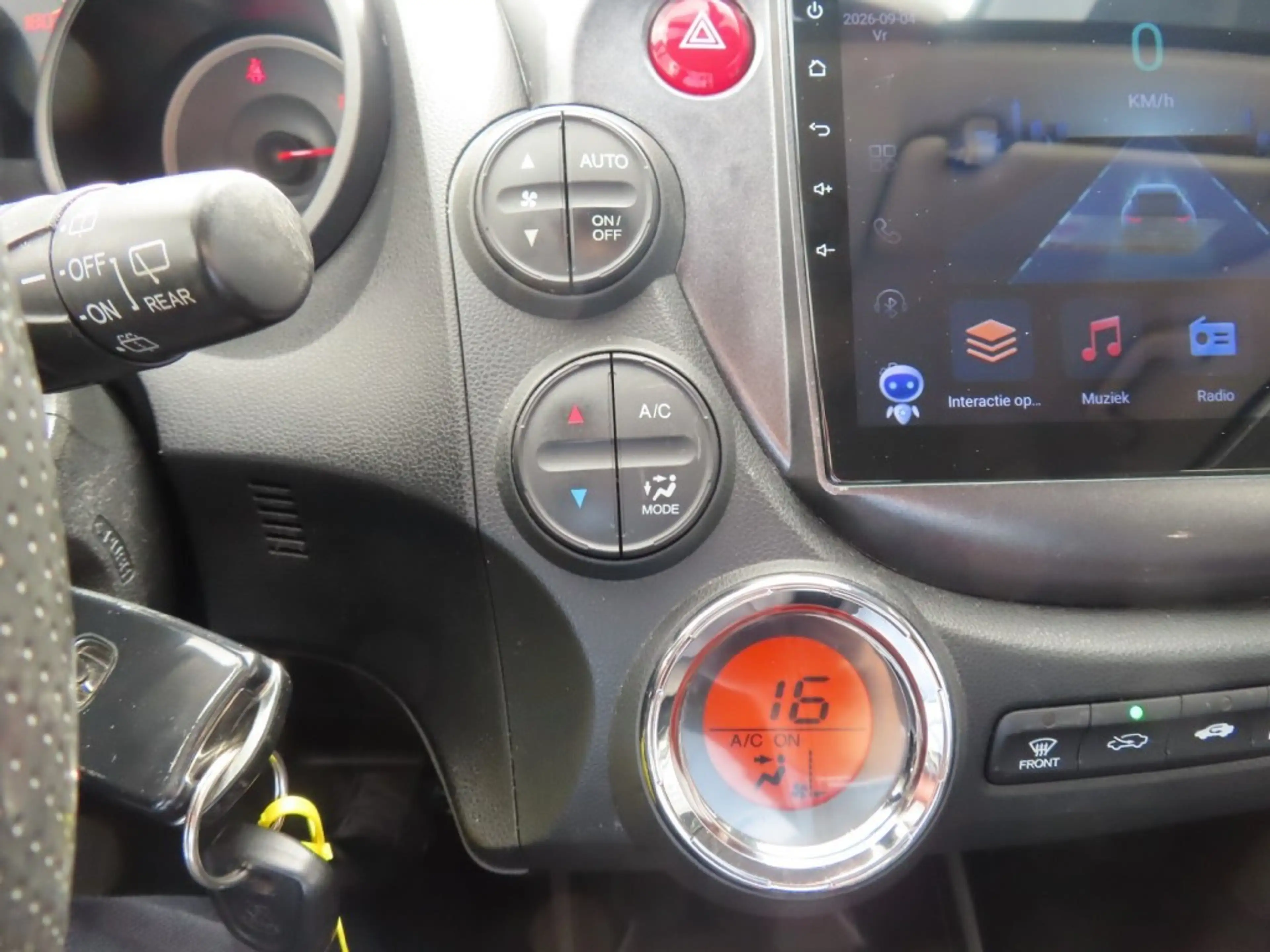 Honda Jazz 1.4 Comfort Plus Ecc Cruise Pdc Trekhaak 2013 — photo 24