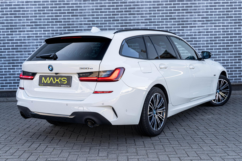 BMW 320 3-serie Touring 320e High Executive | Plug-in Hybr — photo 10