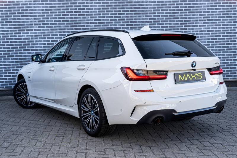 BMW 320 3-serie Touring 320e High Executive | Plug-in Hybr — photo 8